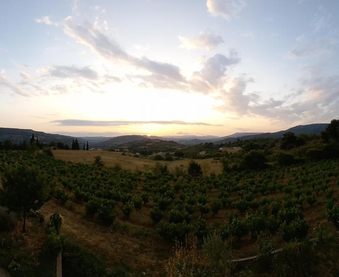 Gite Vigneron Du Domaine D'Alon Magrie Exterior photo